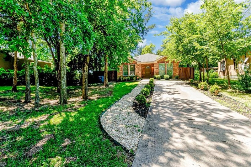 6433 Leana Avenue, Dallas TX 75241