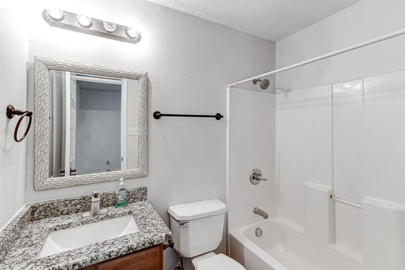 6433 Leana Avenue, Dallas TX 75241 - Photo 15