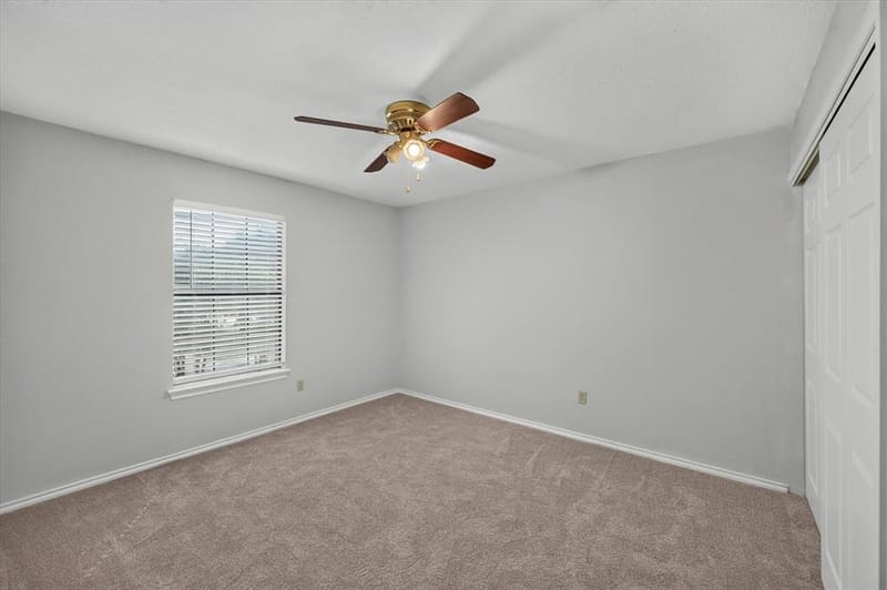 4301 Hudson Avenue, Grand Prairie TX 75052 - Photo 12