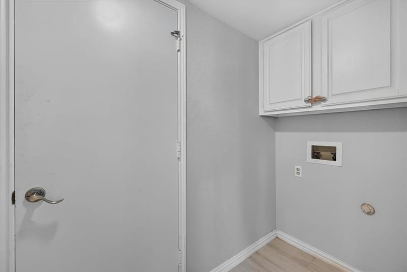 4301 Hudson Avenue, Grand Prairie TX 75052 - Photo 20
