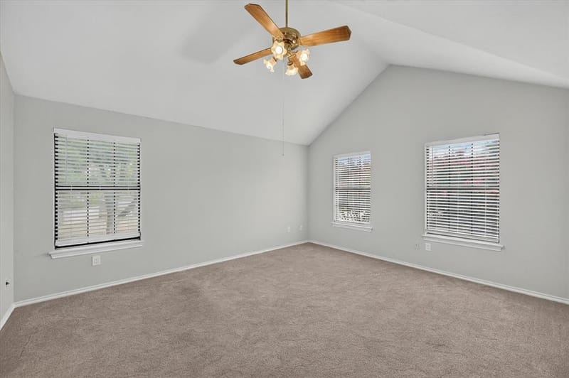 4301 Hudson Avenue, Grand Prairie TX 75052 - Photo 15