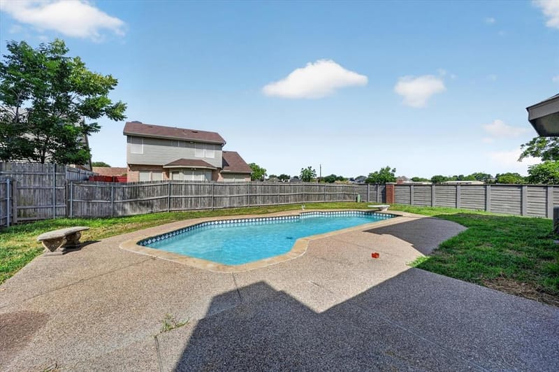 4301 Hudson Avenue, Grand Prairie TX 75052 - Photo 21