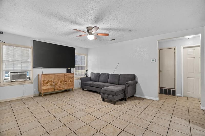 5800 Dallas Avenue, Fort Worth TX 76112 - Photo 5