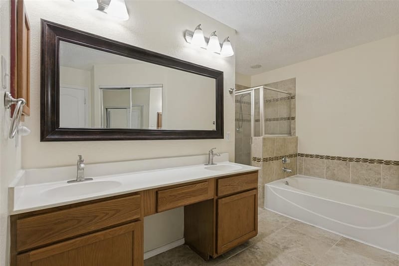 1411 Chinaberry Drive, Lewisville TX 75077 - Photo 17