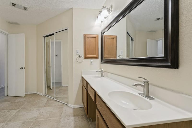 1411 Chinaberry Drive, Lewisville TX 75077 - Photo 19
