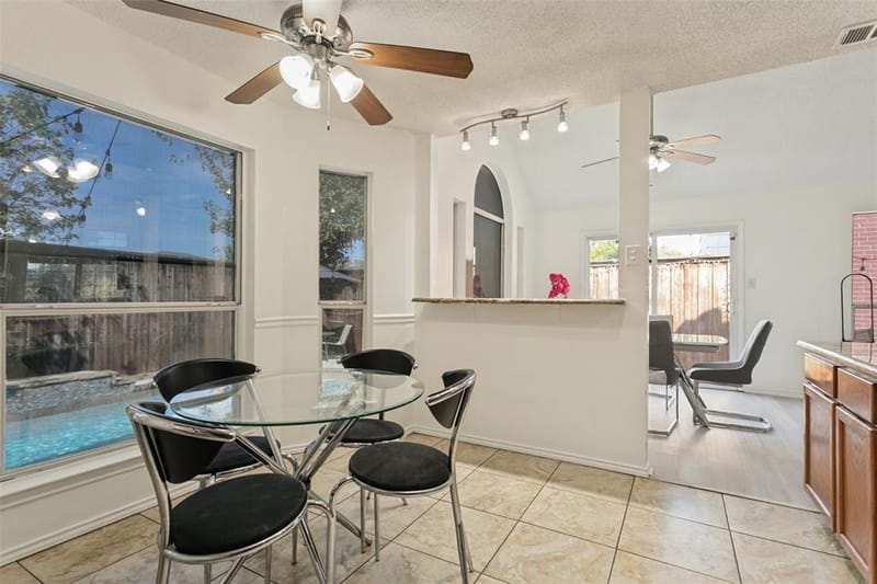 1411 Chinaberry Drive, Lewisville TX 75077 - Photo 8