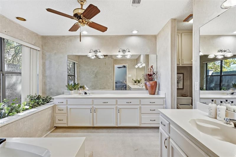 508 Fountainwood Drive, Arlington TX 76012 - Photo 17