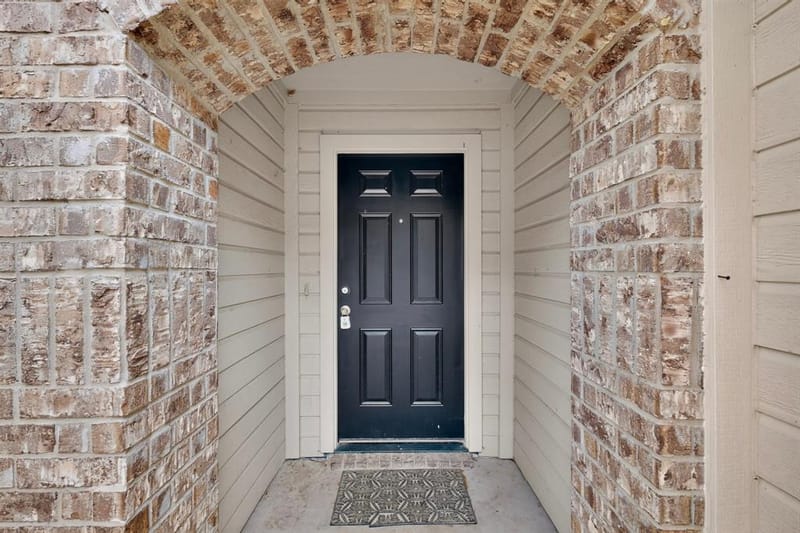 2939 Saint Bernard Drive, Dallas TX 75233 - Photo 3
