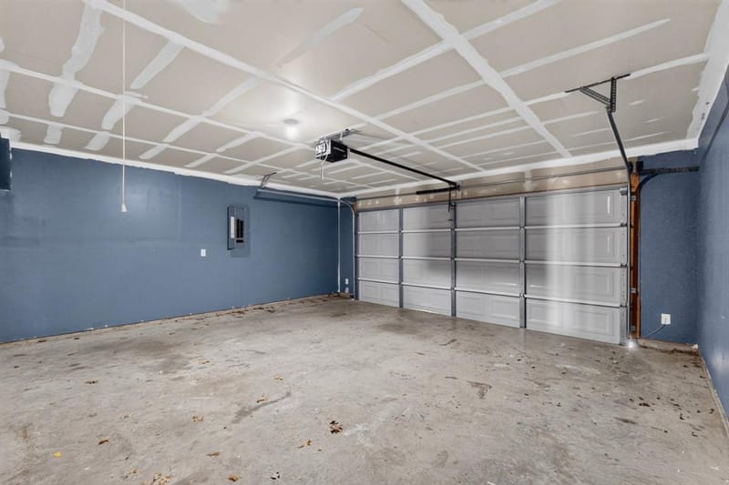 2939 Saint Bernard Drive, Dallas TX 75233 - Photo 36