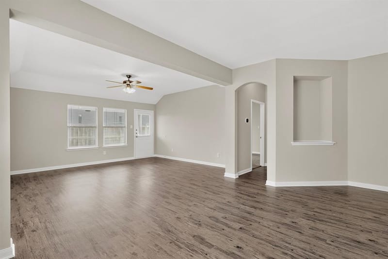 2939 Saint Bernard Drive, Dallas TX 75233 - Photo 4