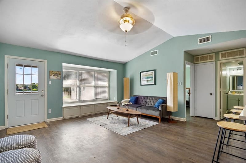 Address withheld at seller's request - Photo 8