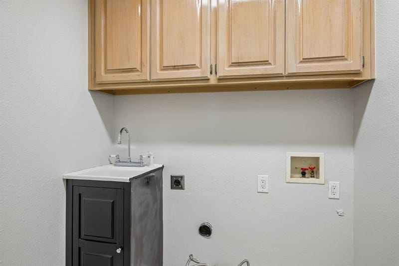 3848 W Pioneer Drive, Irving TX 75061 - Photo 22