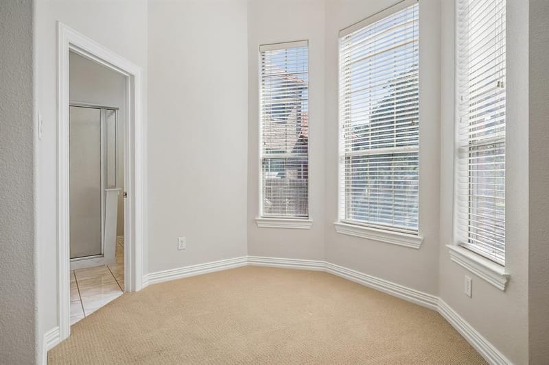3848 W Pioneer Drive, Irving TX 75061 - Photo 15