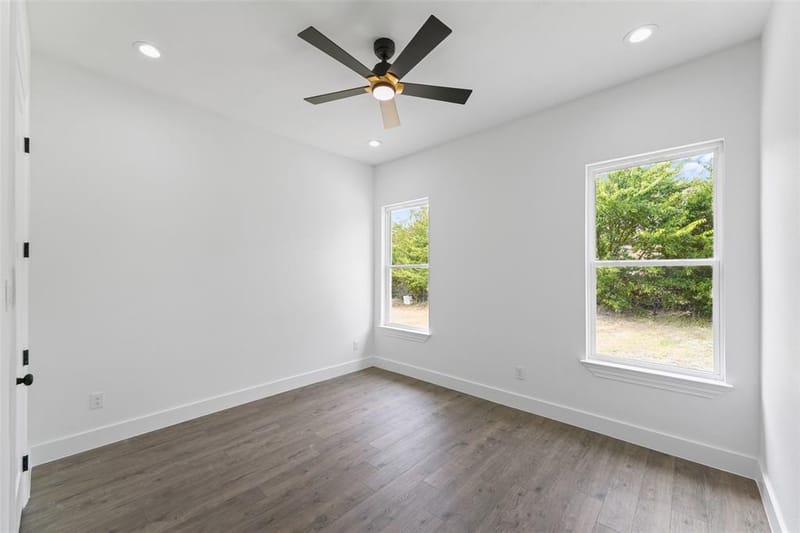 2903 Sunnyside Alley, Ennis TX 75119 - Photo 32