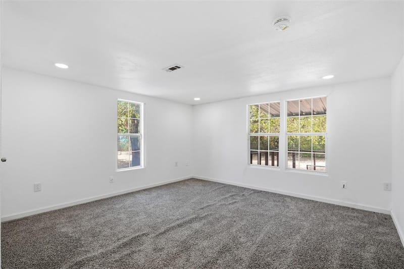 305 MILLER Street, Bowie TX 76230 - Photo 20