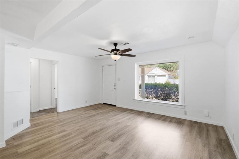 305 MILLER Street, Bowie TX 76230 - Photo 10