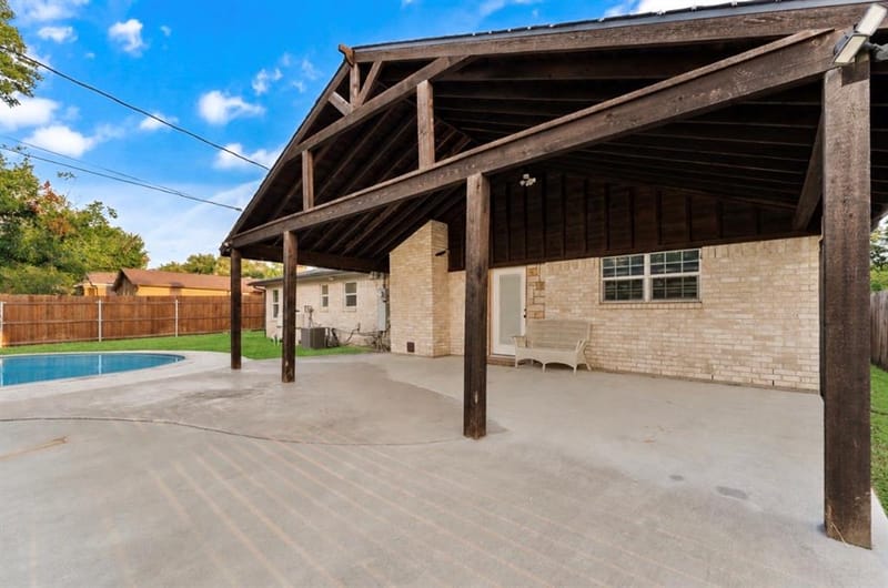 2100 Rockmoor Drive, Edgecliff Village TX 76134 - Photo 28