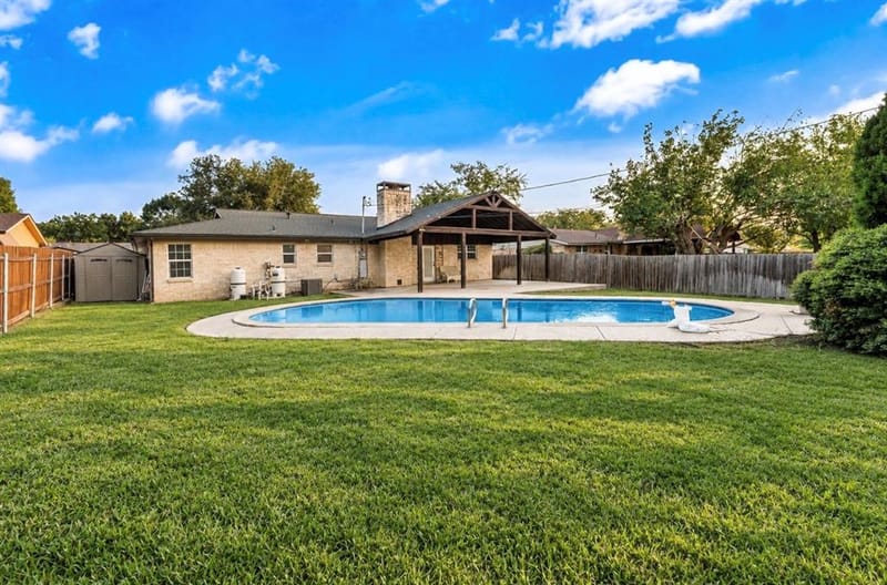 2100 Rockmoor Drive, Edgecliff Village TX 76134 - Photo 29