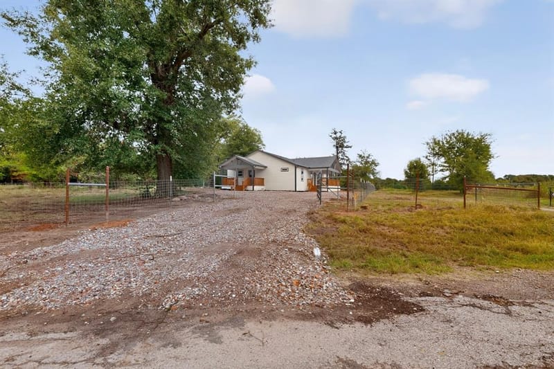 573 County Road 1116, Sulphur Springs TX 75433 - Photo 6