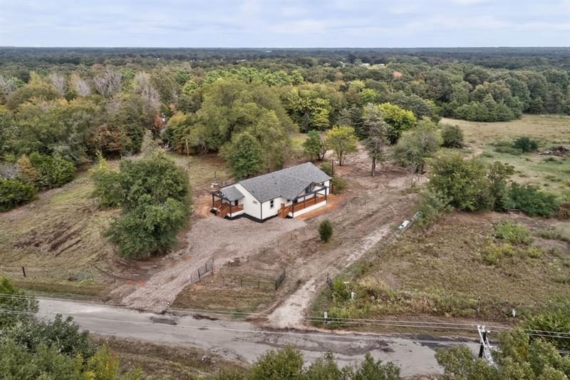 573 County Road 1116, Sulphur Springs TX 75433 - Photo 3
