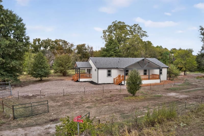 573 County Road 1116, Sulphur Springs TX 75433 - Photo 5