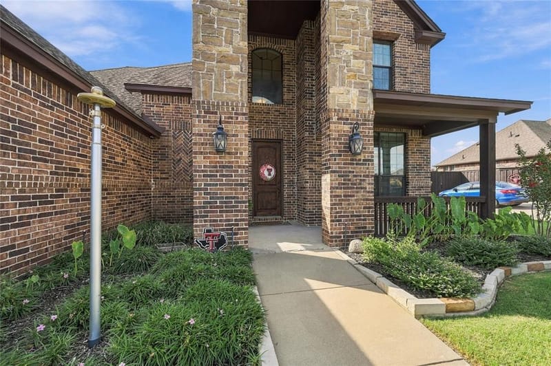 309 Covington Lane, Ovilla TX 75154 - Photo 7