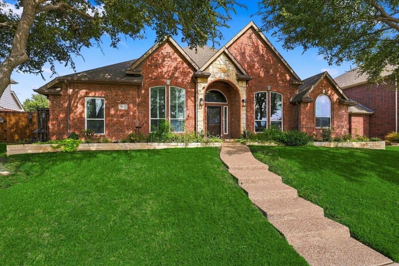 5840 Copper Canyon Drive, The Colony TX 75056