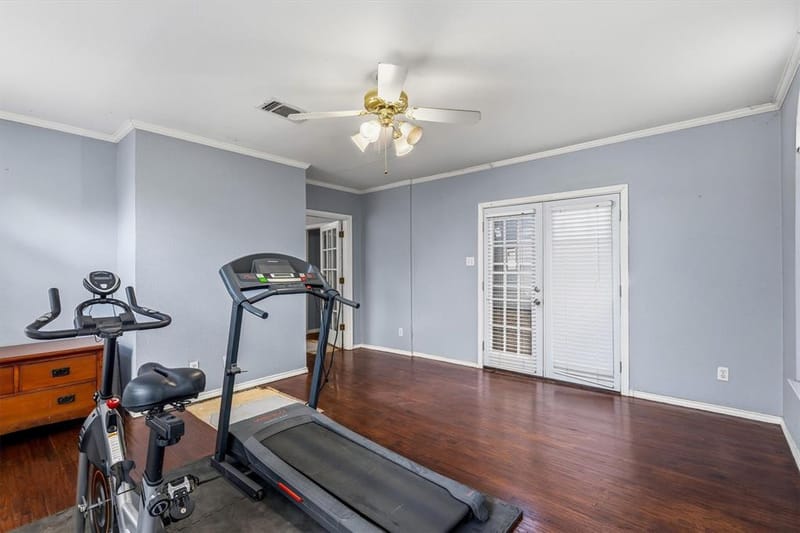 800 Crest Ridge Drive, Irving TX 75061 - Photo 32