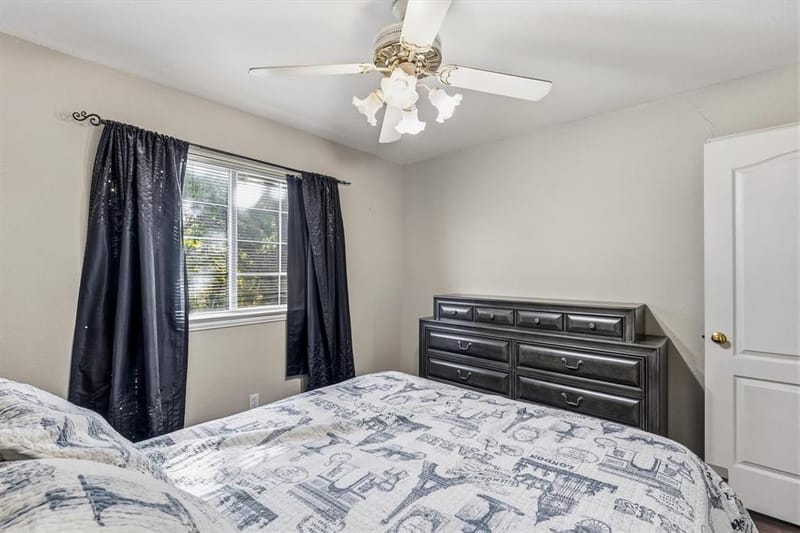 800 Crest Ridge Drive, Irving TX 75061 - Photo 18