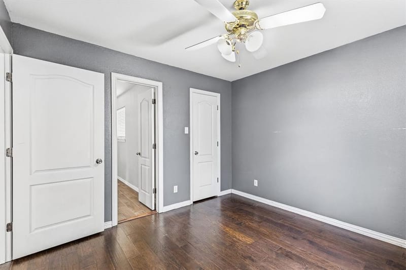 800 Crest Ridge Drive, Irving TX 75061 - Photo 25