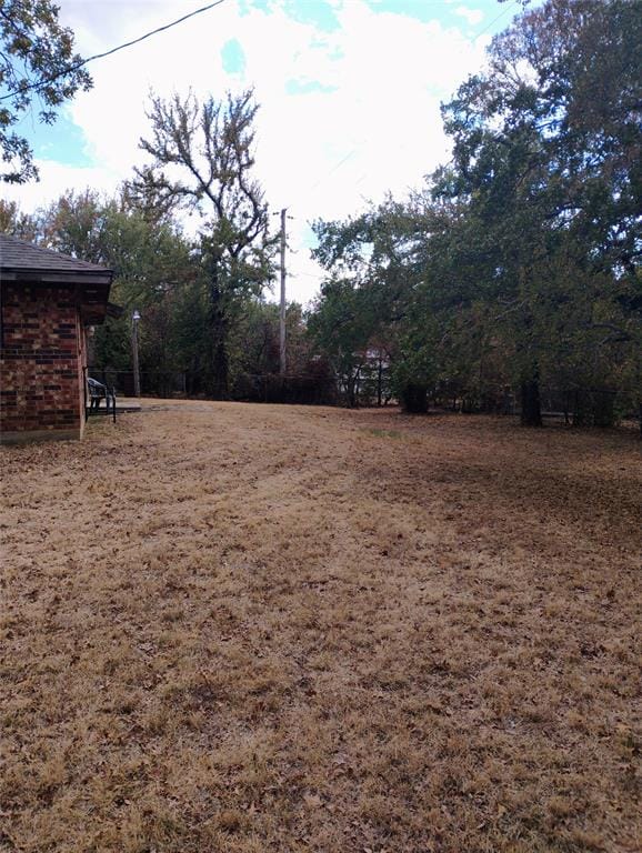 909 Live Oak Street, Lake Bridgeport TX 76426 - Photo 16
