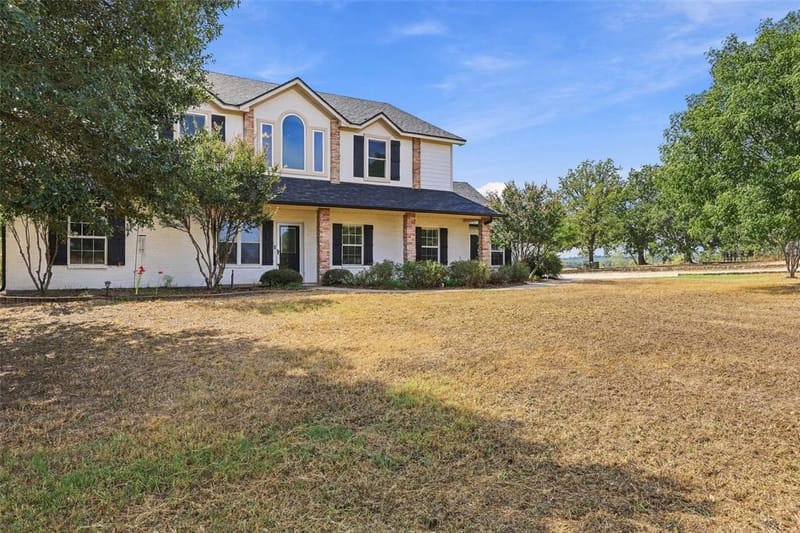 842 Cornstubble Lane, Weatherford TX 76088 - Photo 2