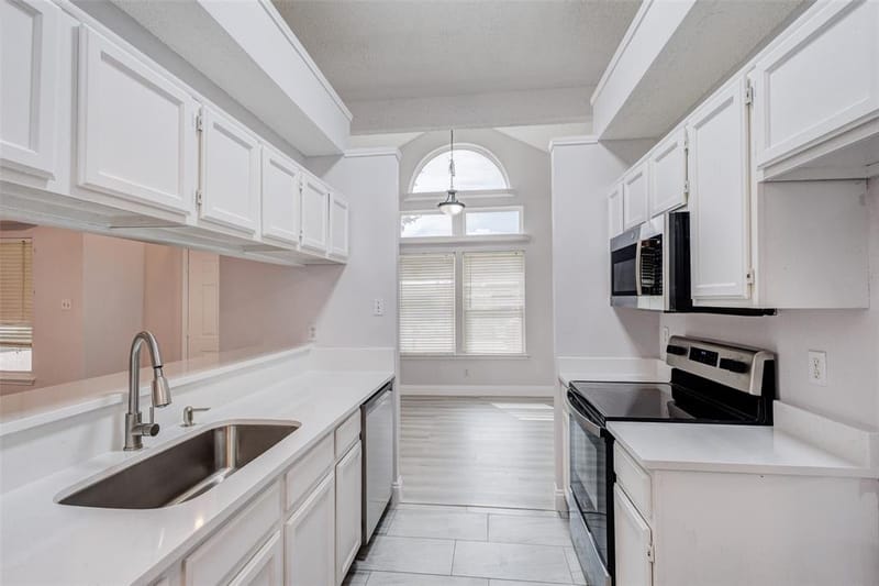 805 Brockden Drive, Mesquite TX 75149 - Photo 6