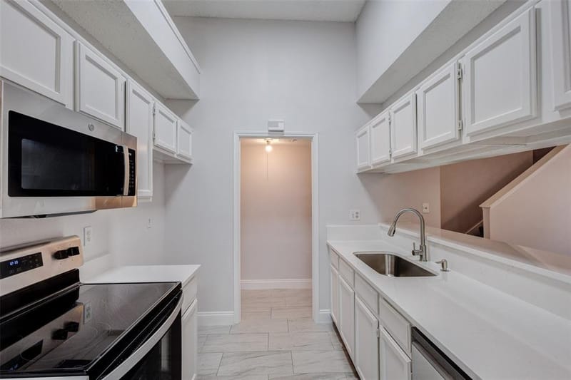 805 Brockden Drive, Mesquite TX 75149 - Photo 9
