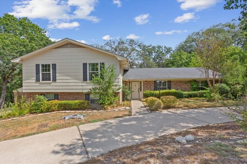 435 ELMWOOD Road, Woodway TX 76712 - Photo 40