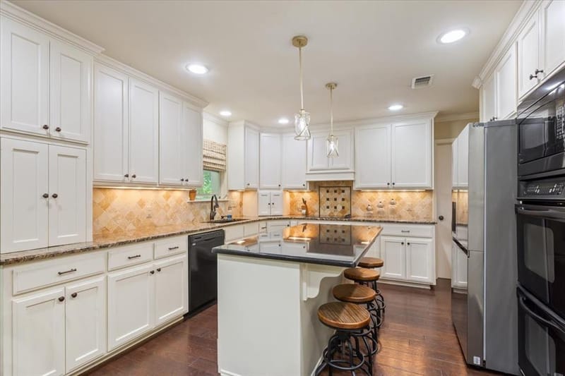 435 ELMWOOD Road, Woodway TX 76712 - Photo 25