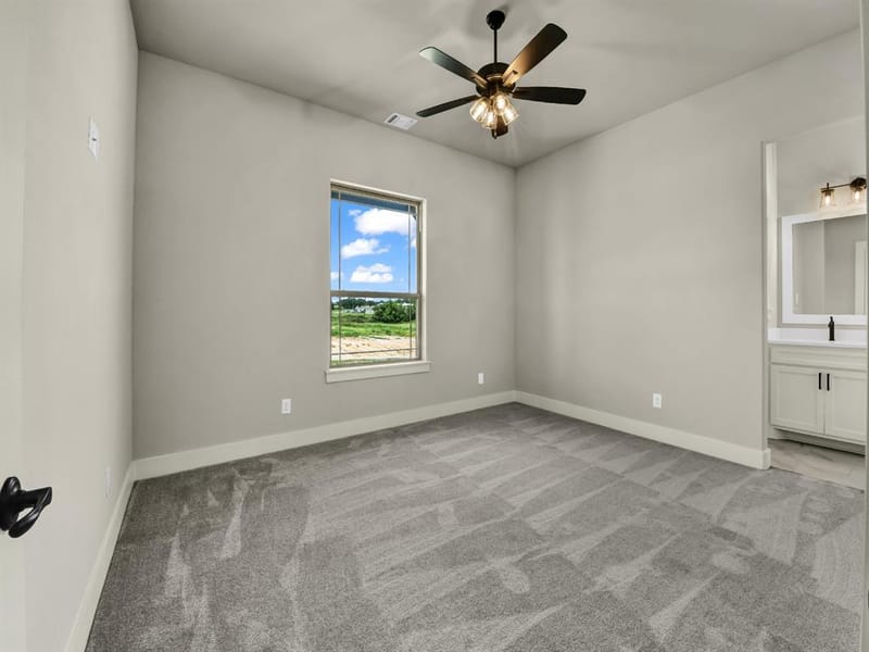 124 Desperado Way, Weatherford TX 76088 - Photo 33