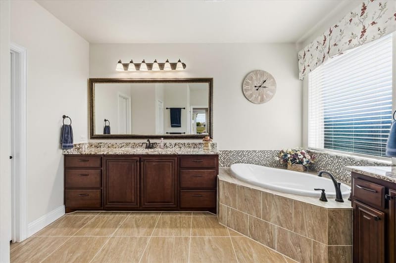 2445 San Marcos Drive, Royse City TX 75189 - Photo 10