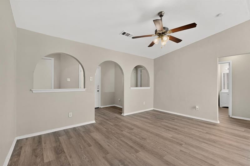 9839 Glengreen Drive, Dallas TX 75217 - Photo 6