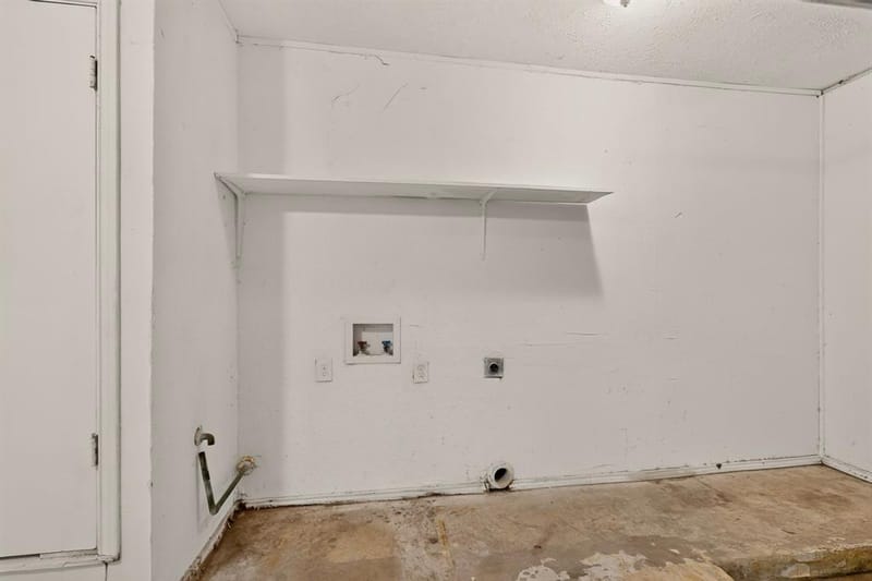 9839 Glengreen Drive, Dallas TX 75217 - Photo 35