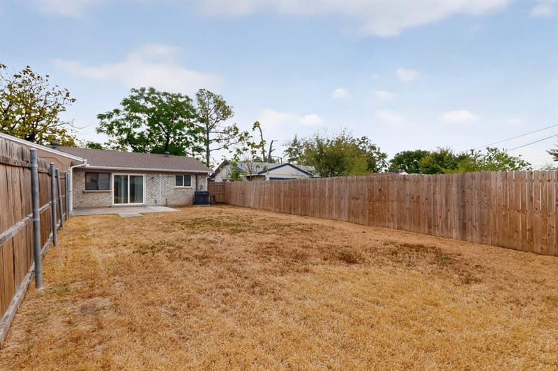 9839 Glengreen Drive, Dallas TX 75217 - Photo 39