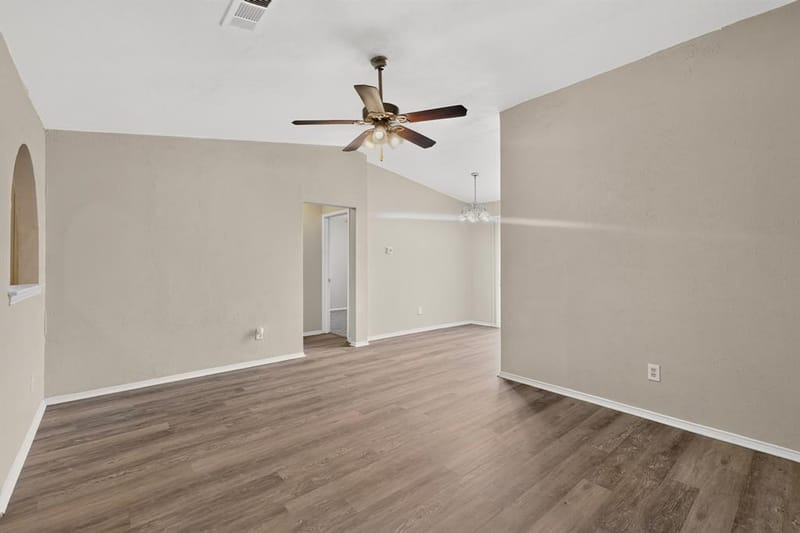 9839 Glengreen Drive, Dallas TX 75217 - Photo 8