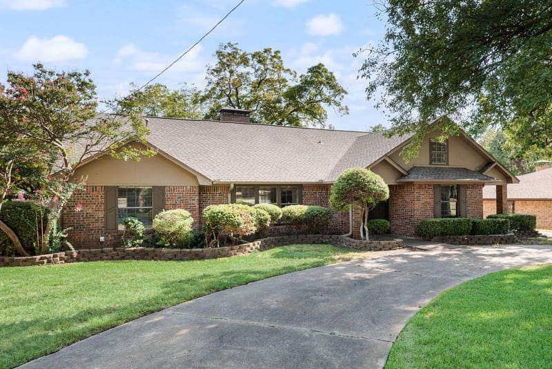 714 W Lamberth Road, Sherman TX 75092 - Photo 2