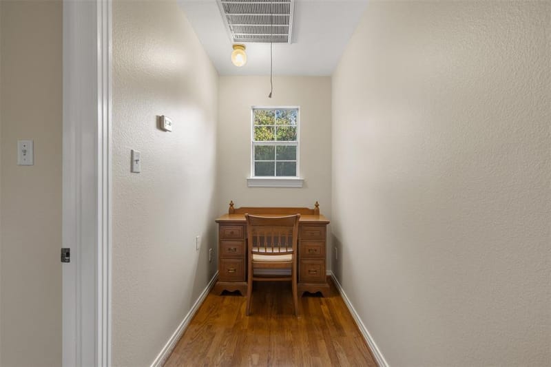 8919 Redondo Drive, Dallas TX 75218 - Photo 23