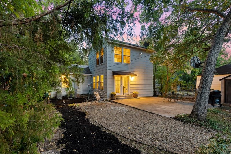 8919 Redondo Drive, Dallas TX 75218 - Photo 32