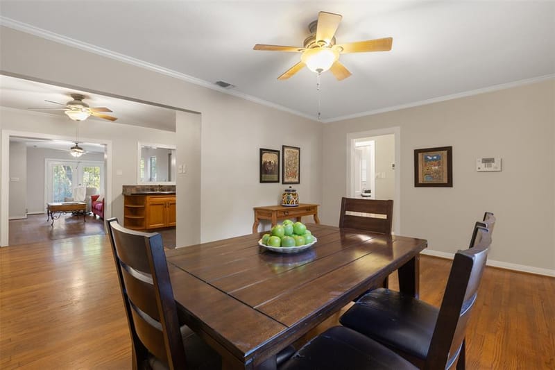 8919 Redondo Drive, Dallas TX 75218 - Photo 10