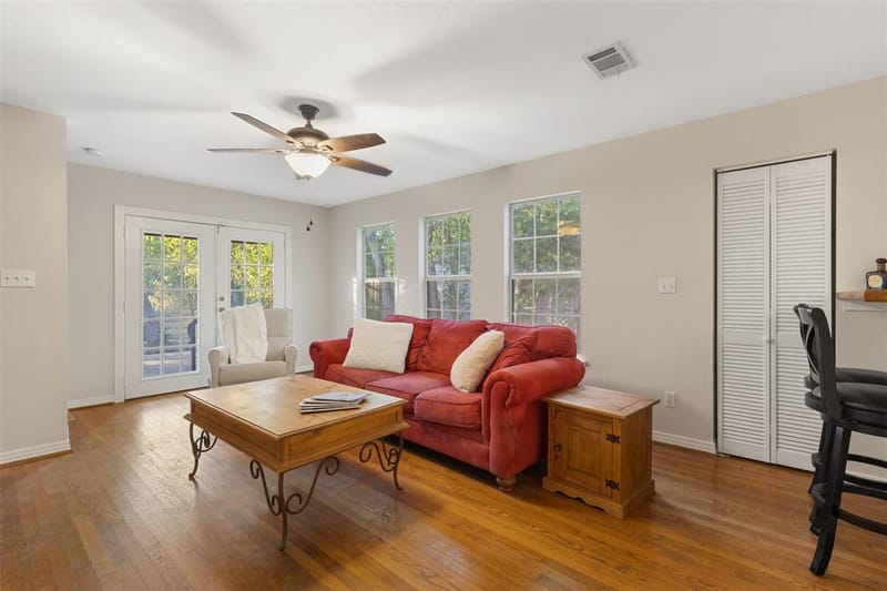 8919 Redondo Drive, Dallas TX 75218 - Photo 19