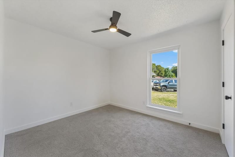 403 Plantation Drive, Arlington TX 76014 - Photo 14