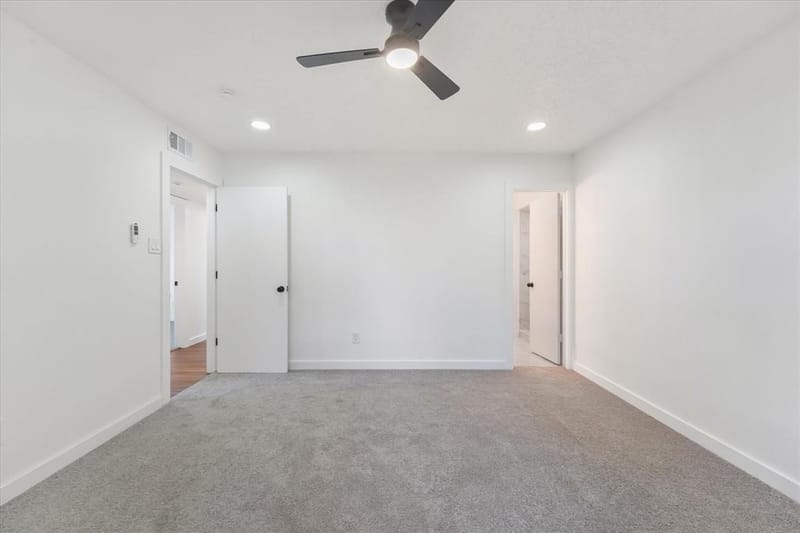 403 Plantation Drive, Arlington TX 76014 - Photo 11