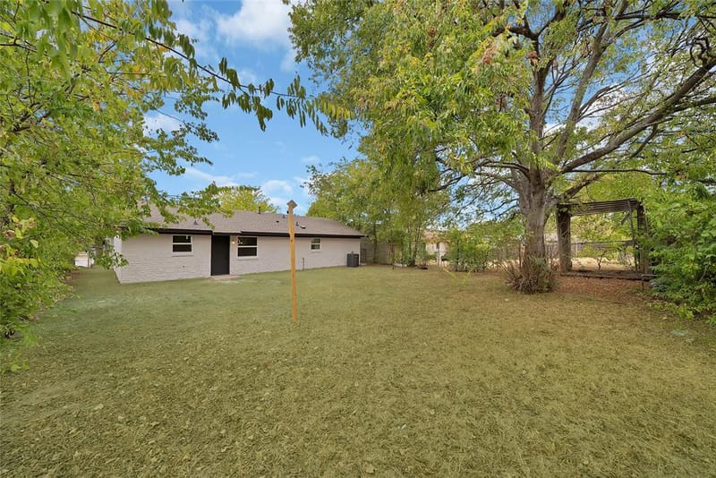 6224 Highland Hills Drive, Dallas TX 75241 - Photo 26